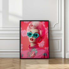 Load image into Gallery viewer, Retro Glamour Icon