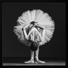 Load image into Gallery viewer, Ballerina at class
