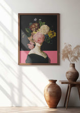 Load image into Gallery viewer, Lady
