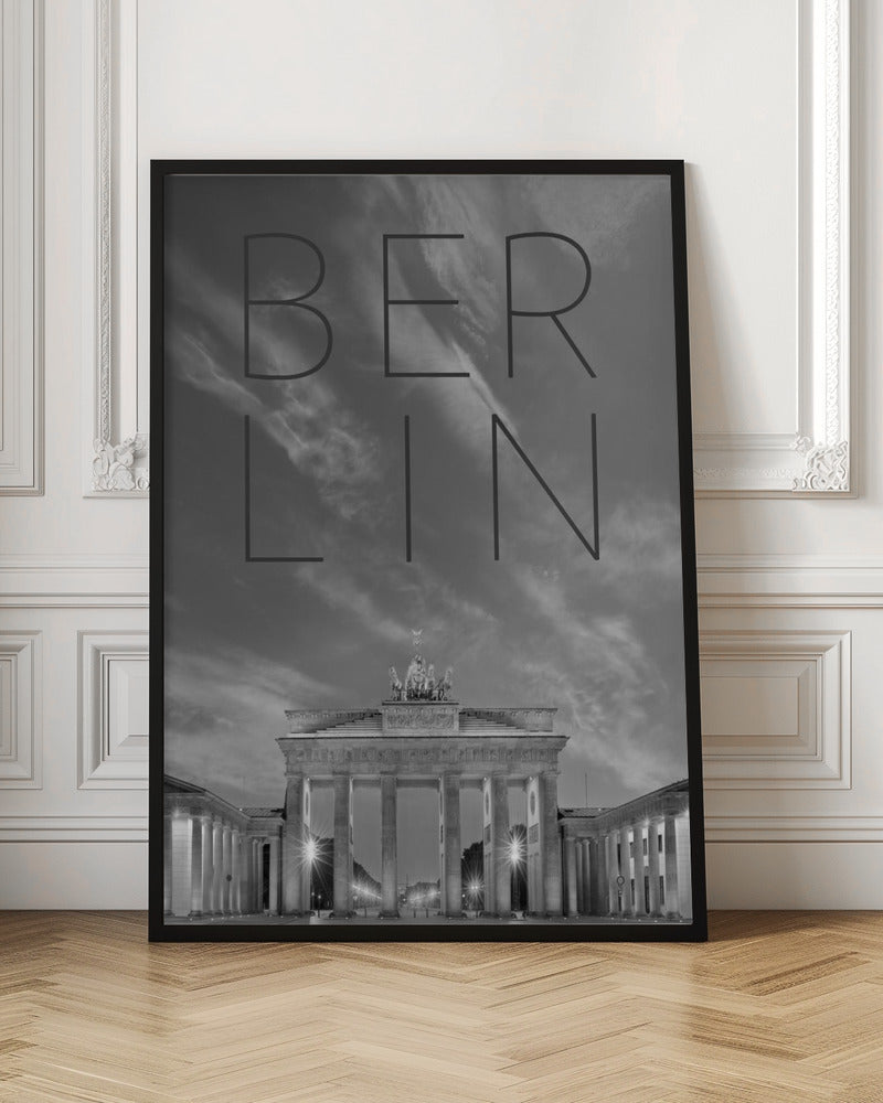 BERLIN Brandenburg Gate | Quote and Skyline