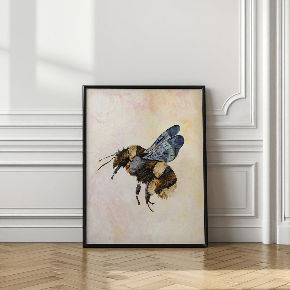 Grunge Watercolour Bee