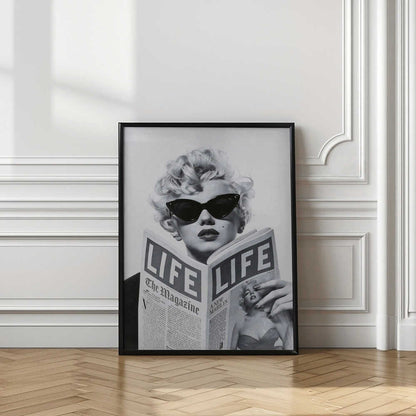 Chic Blonde Magazine Moment