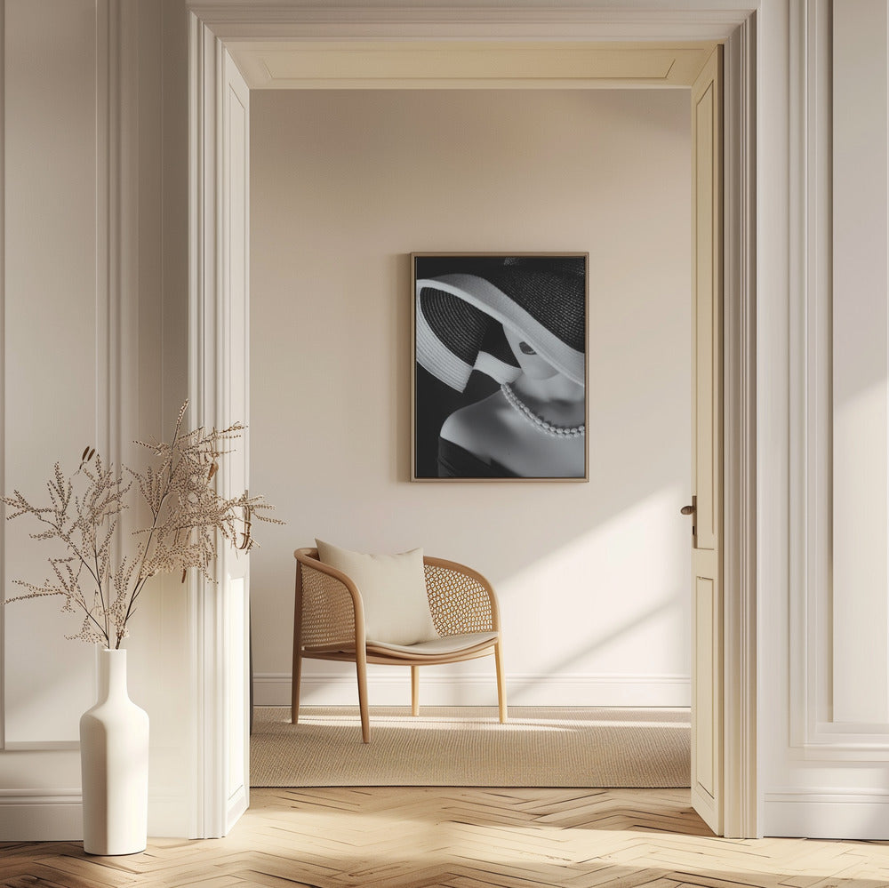 Elegance in Shadow