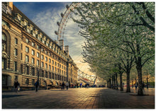 Load image into Gallery viewer, Last Daylights at the London Eye
