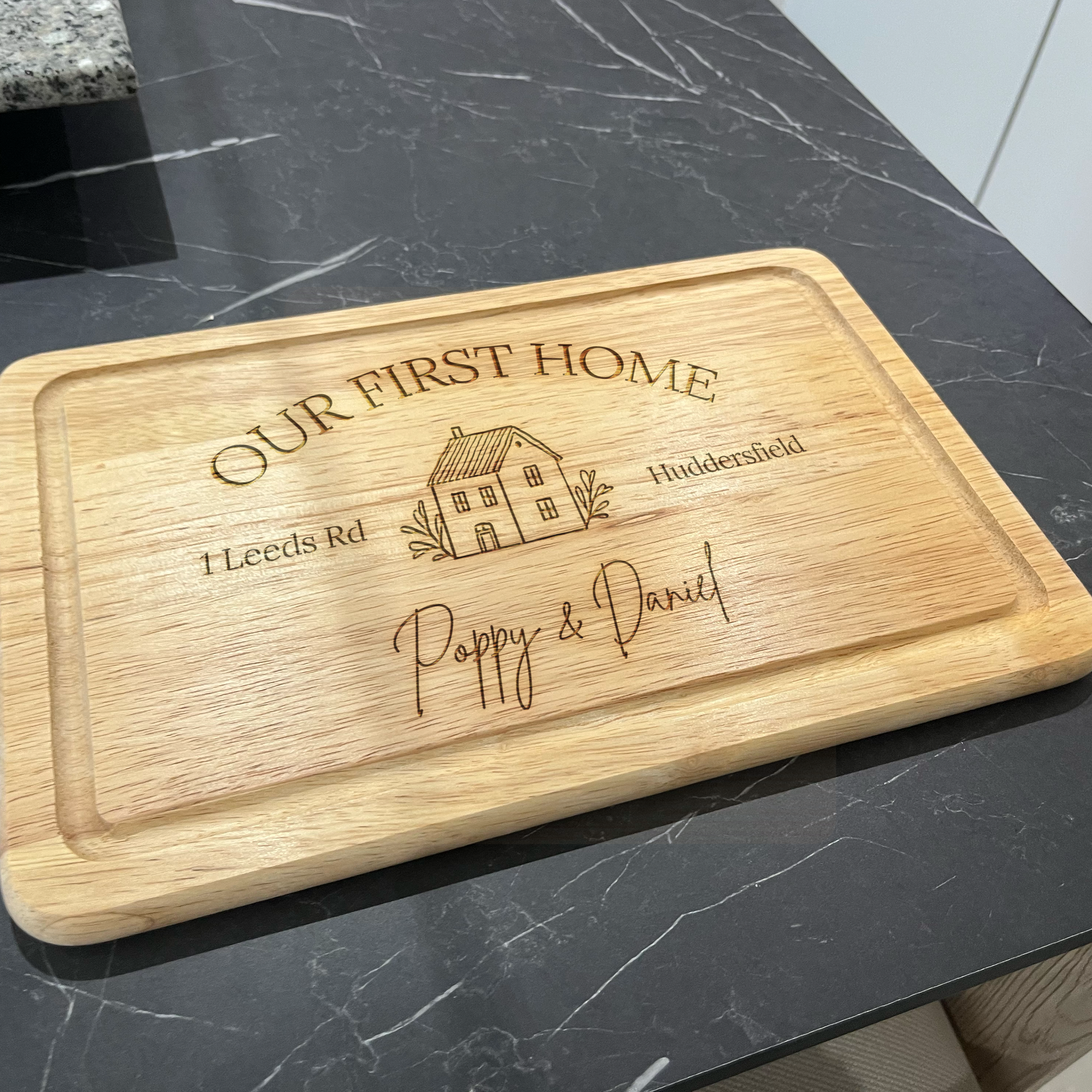 Personalised House Warming Wooden Chopping Board | Gift for Sister | Couple Gifts | Housewarming | Engagement | Birthday Gift